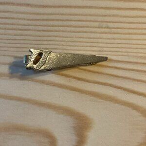 Silver Tone Carpenters Woodworking Handyman Saw Tie Bar